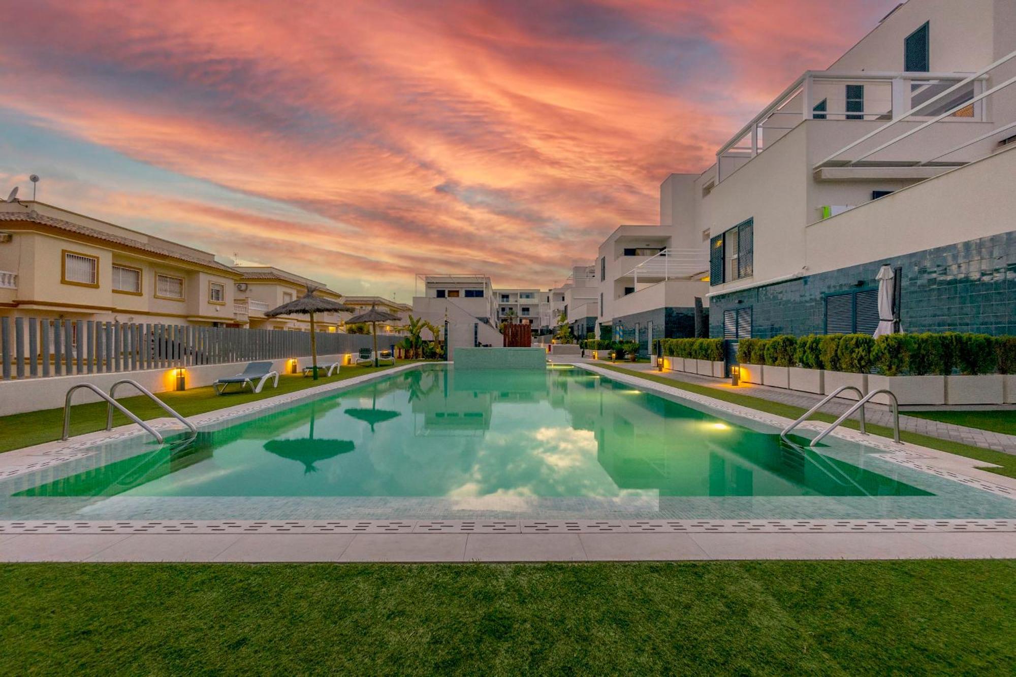 Turquesa Del Mar - Sun & Beach & Golf & Bike - Large Terrace Ground-Floor Spanish Apartment Dehesa de Campoamor  Dış mekan fotoğraf